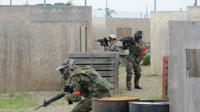 サバイバルゲーム